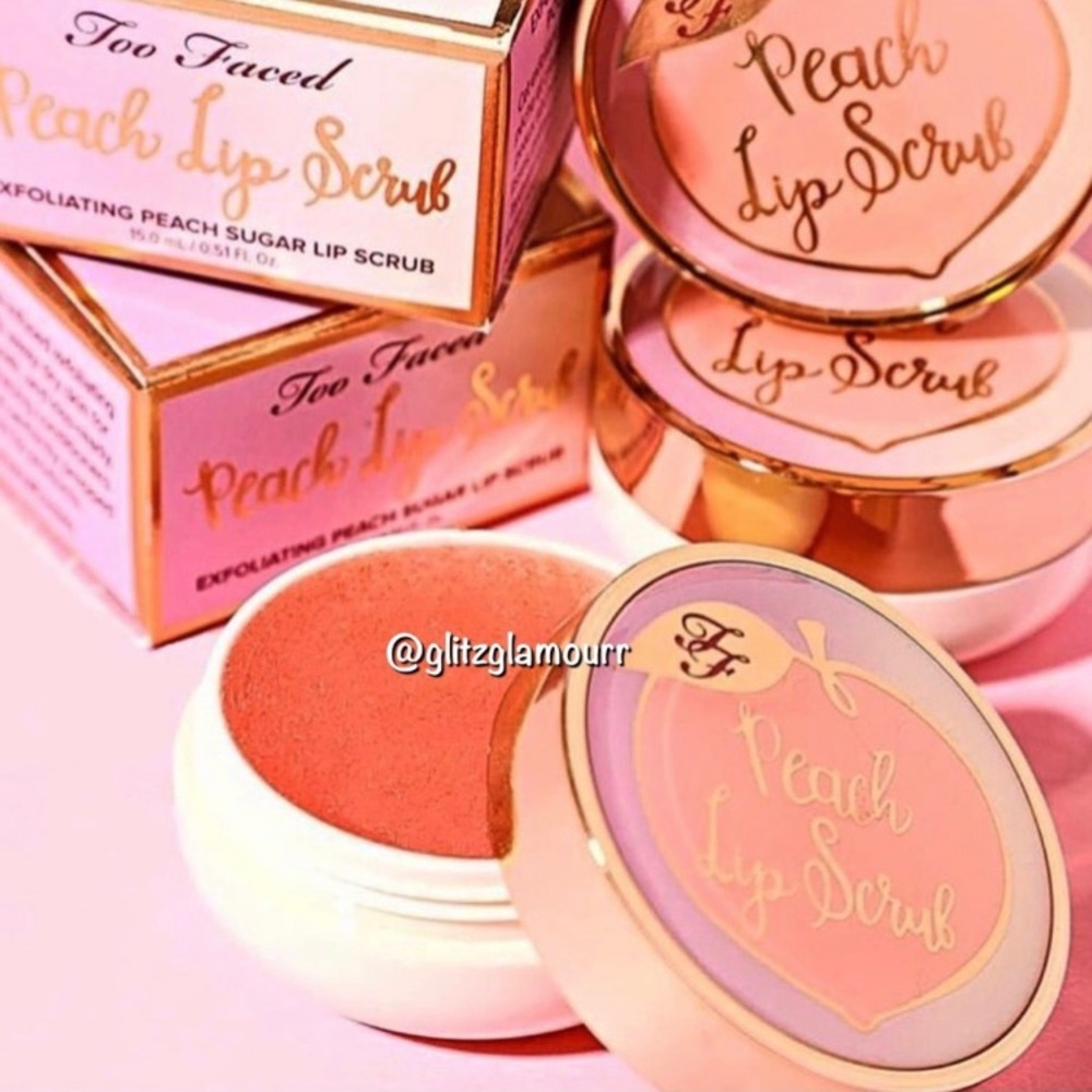 🍑Too Faced Peach Lip Scrub🍑